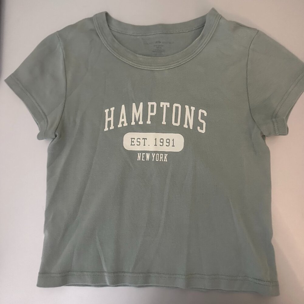 Brandy Melville cropped green graphic tee